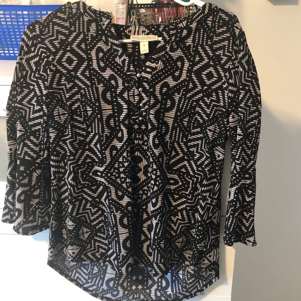 Dana Buchman blouse on funky geometric print